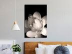 Canvas Print - Delicacy of Petals in Nature (1-part) - Flower in Black and White
