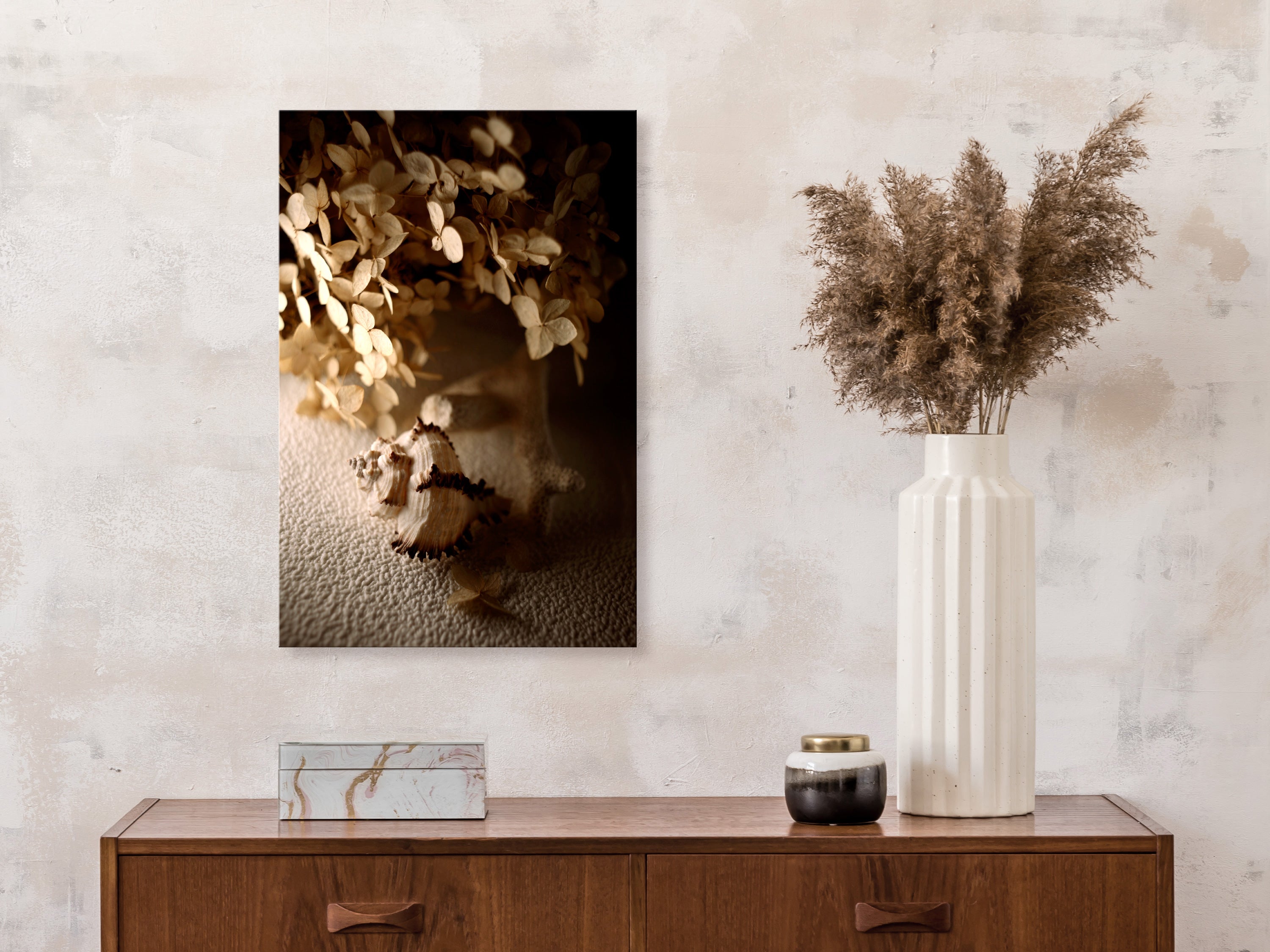 Canvas Print Humming Seashell (Vertical)