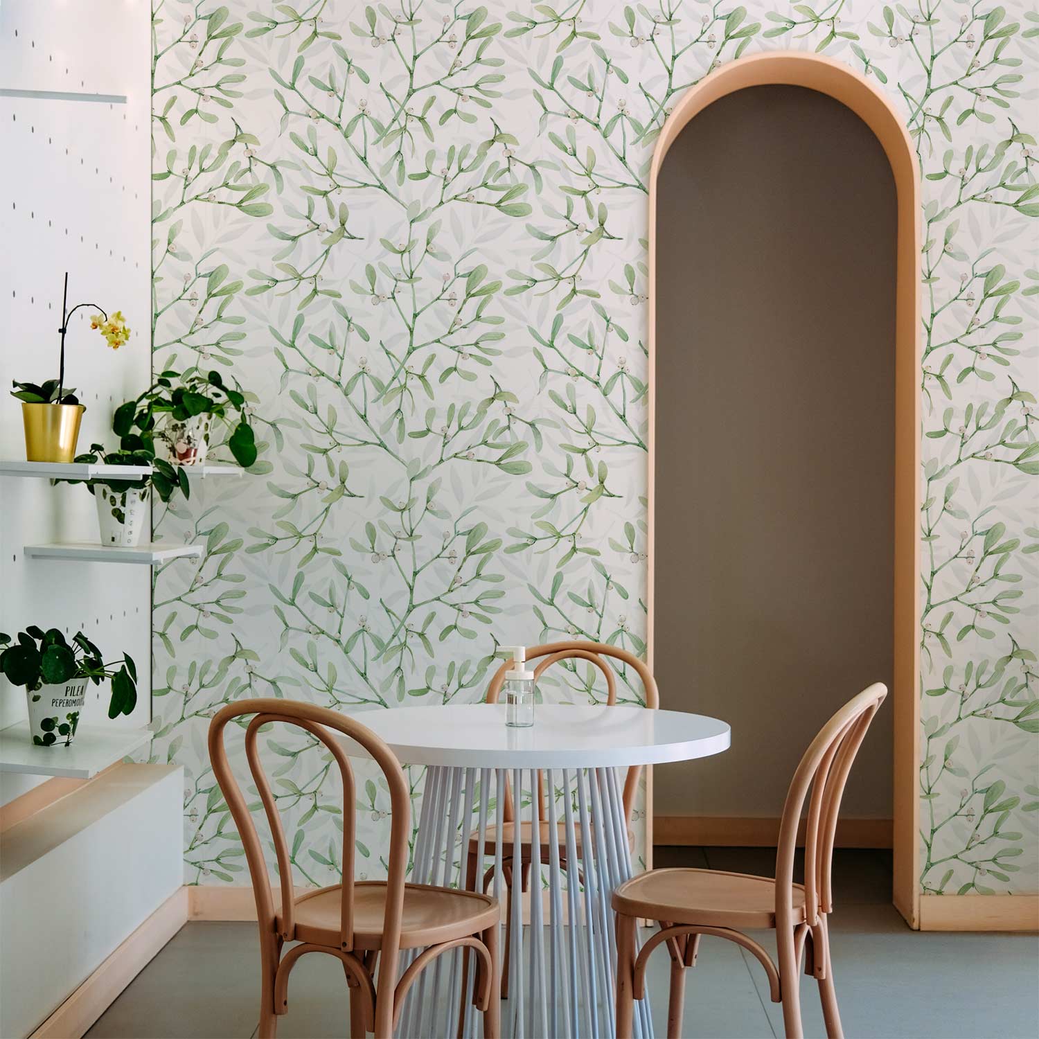 Under the Mistletoe Leaf Pattern Nature Wallpaper