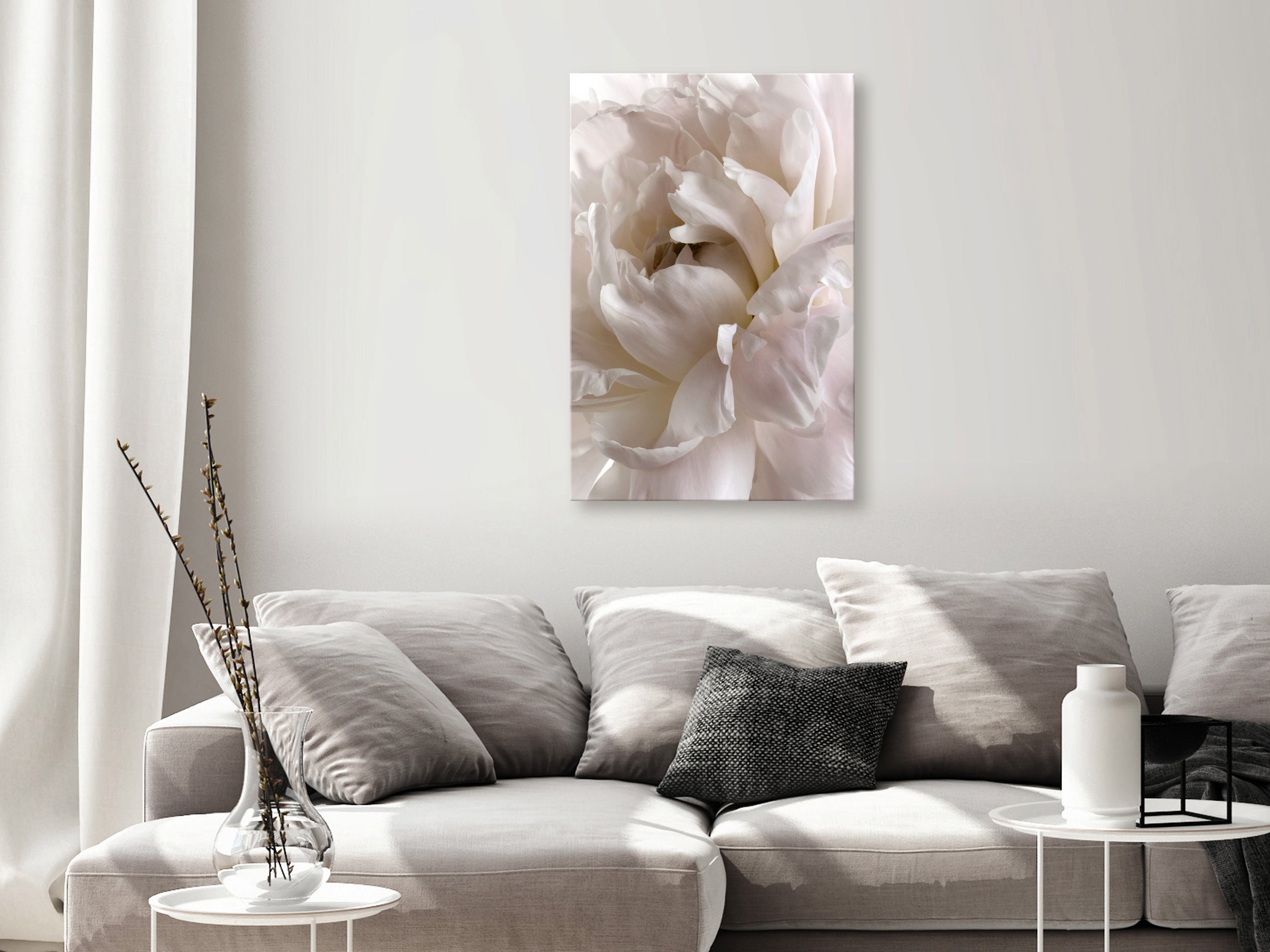 Canvas Print - Fluffy Distraction Vertical