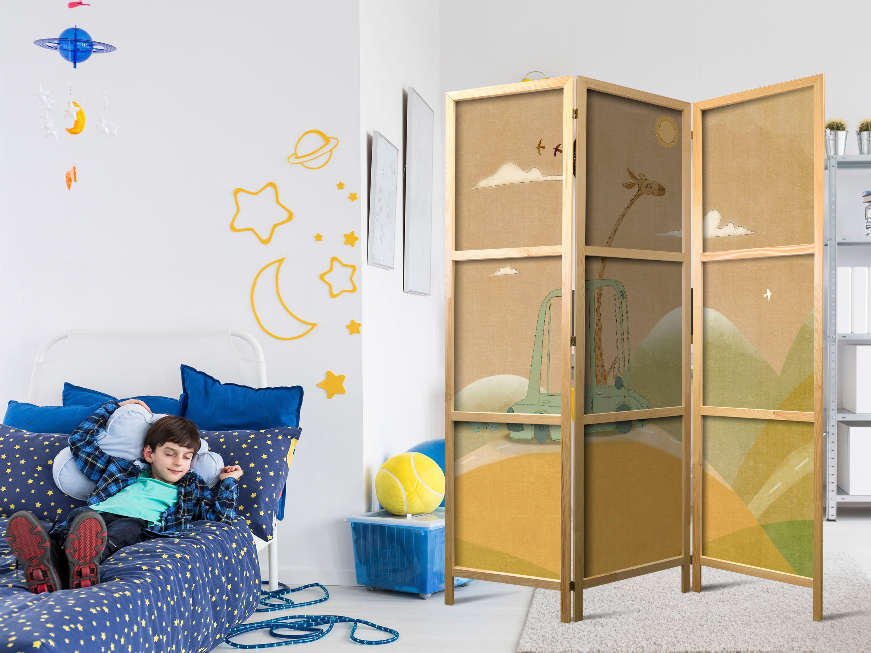 Japanese Room Divider - Dreamy Traveler Giraffe