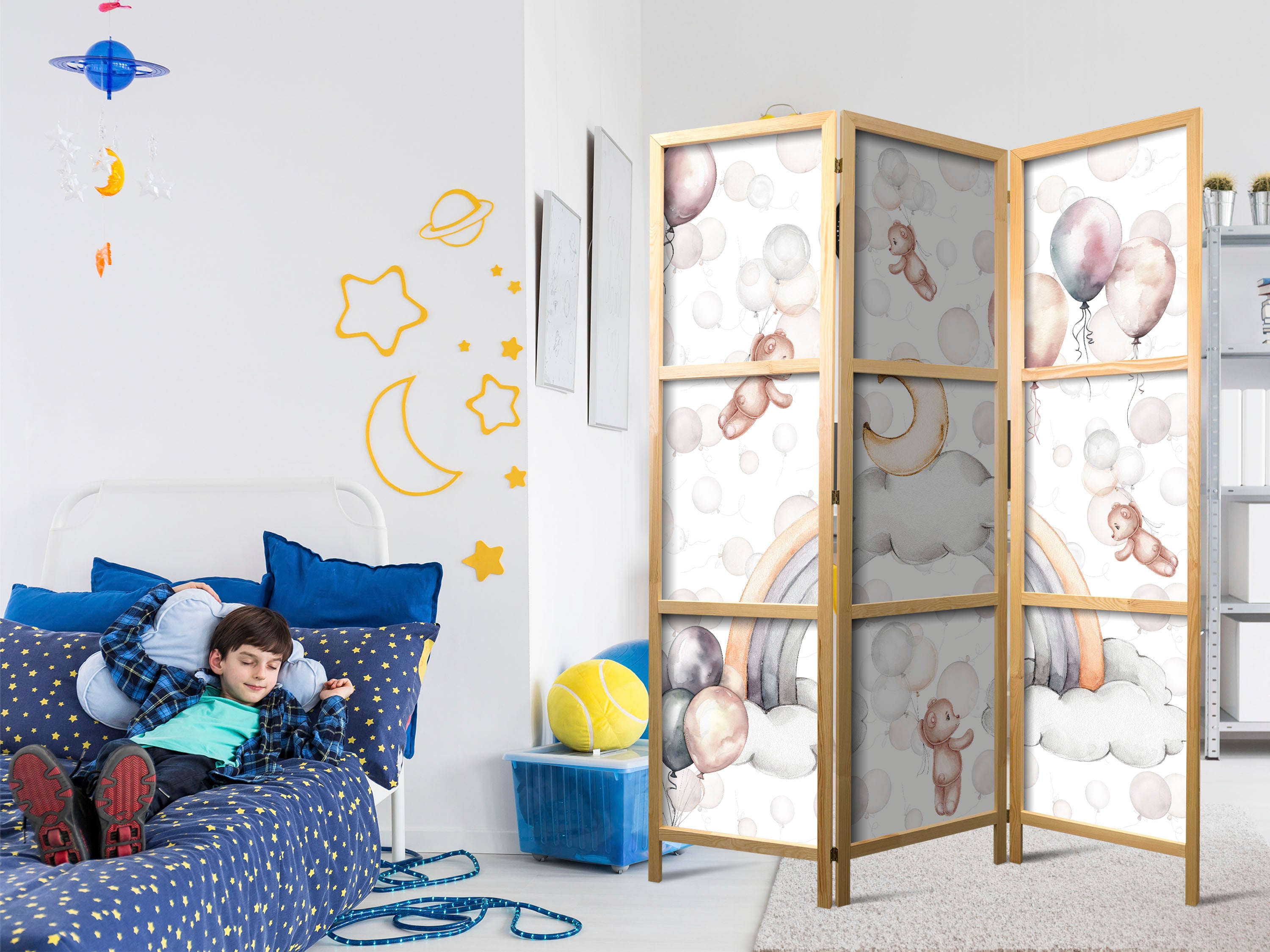 Japanese Room Divider with Plush Bears and Balloons - Pastel Colors