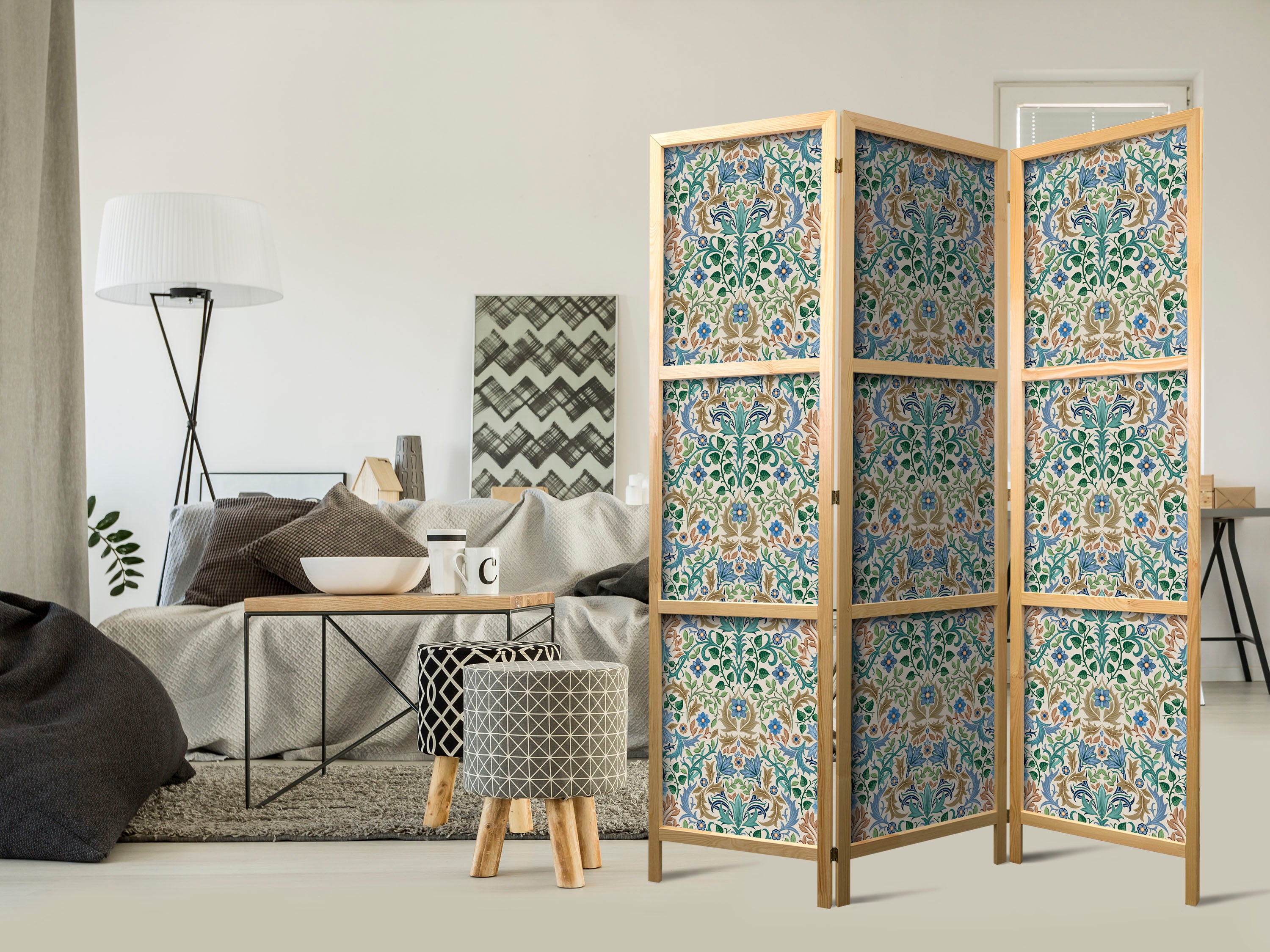 Room Divider - Japanese Oriental Screen with Pattern