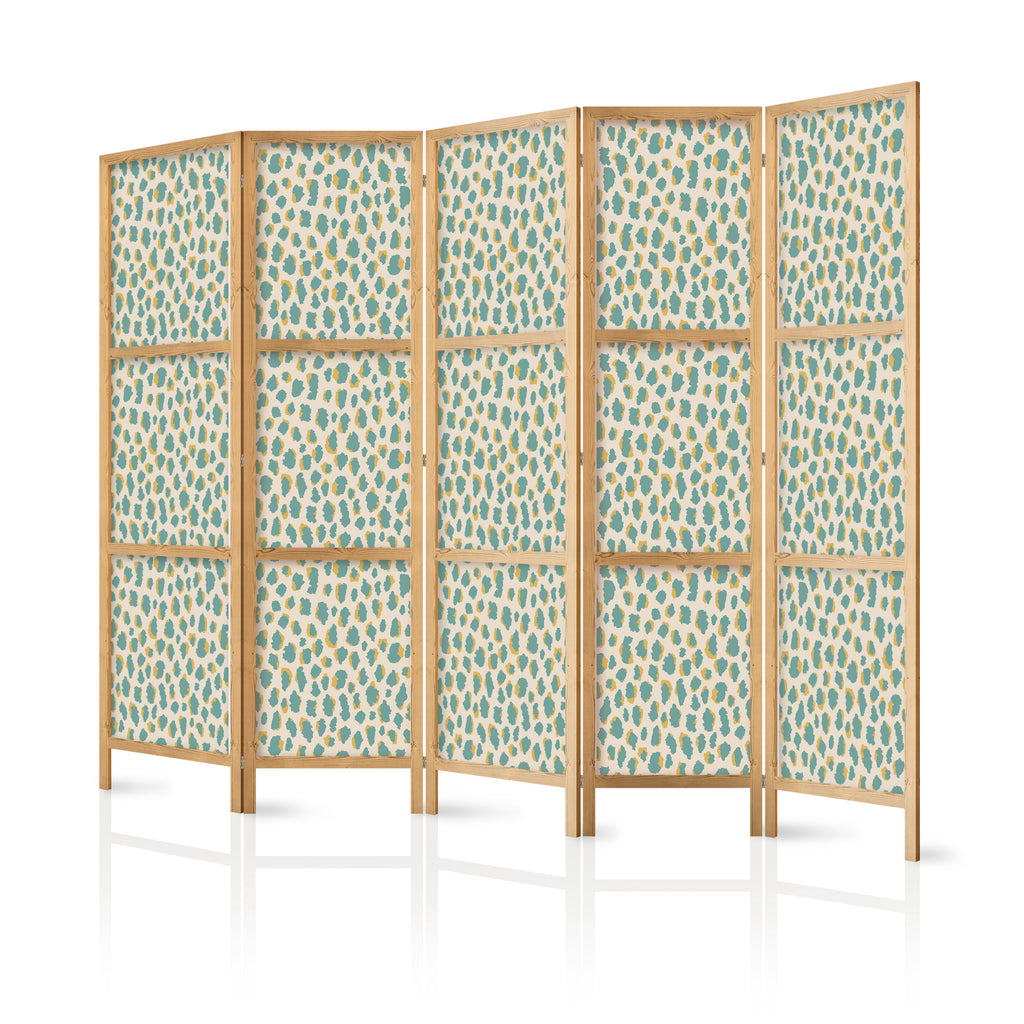 Japanese Room Divider with Giraffe Pattern