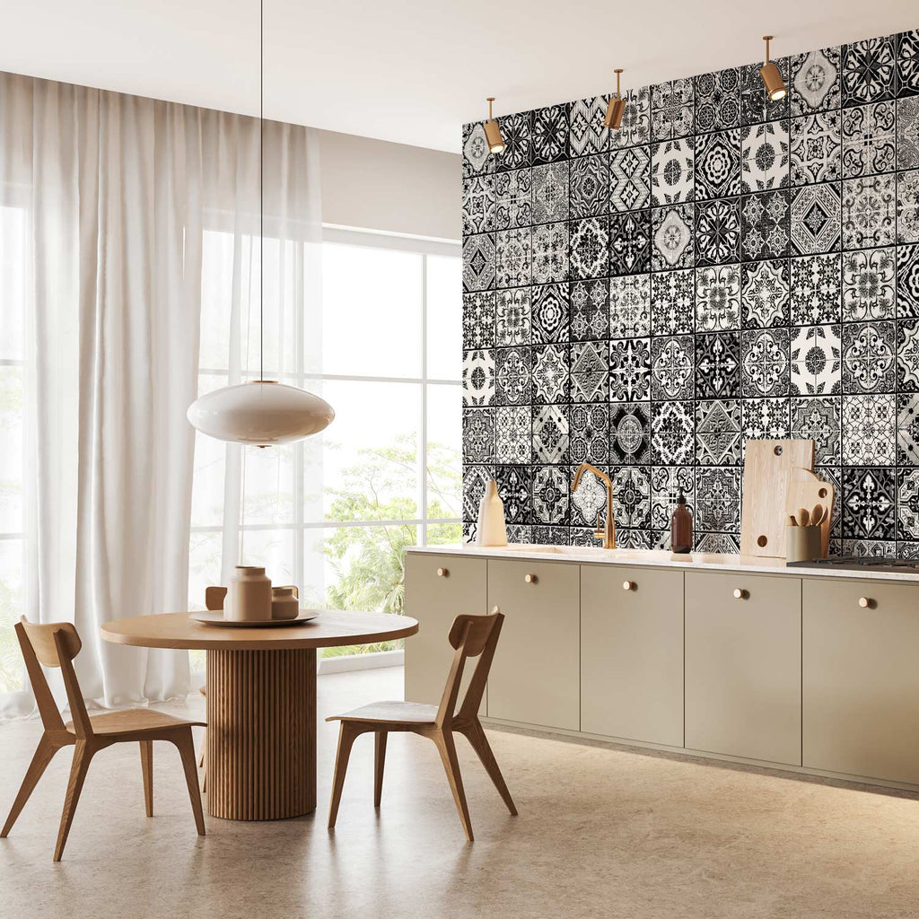 Black and White Arabesque Geometric Wallpaper