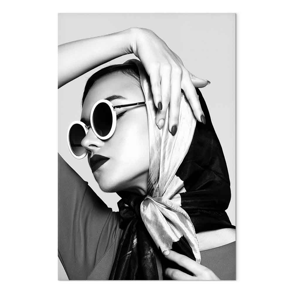 Vintage Stylish Lady Portrait Canvas Print