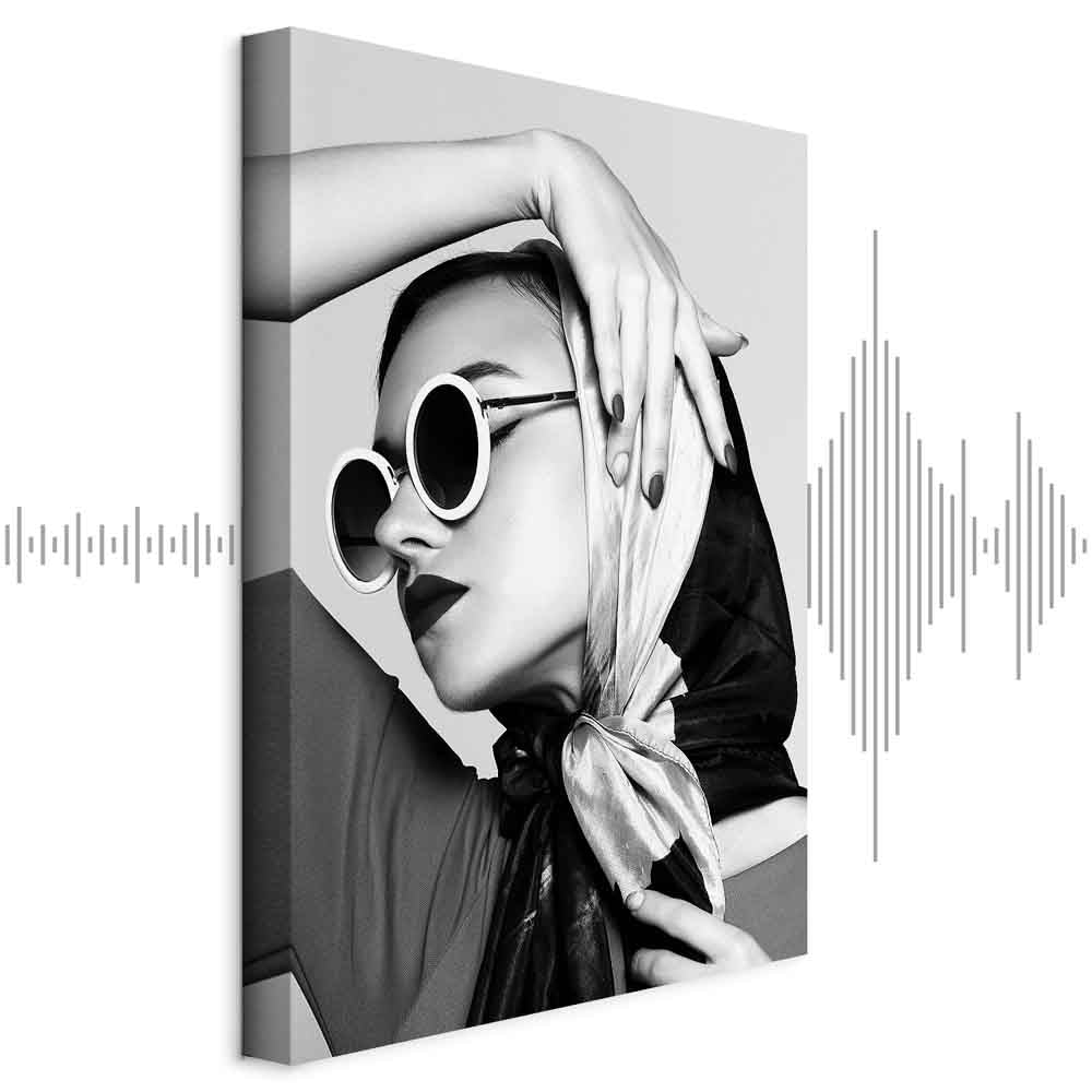 Vintage Stylish Lady Portrait Canvas Print