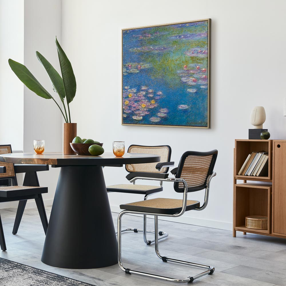 Water Lilies in Giverny Classic Canvas Print