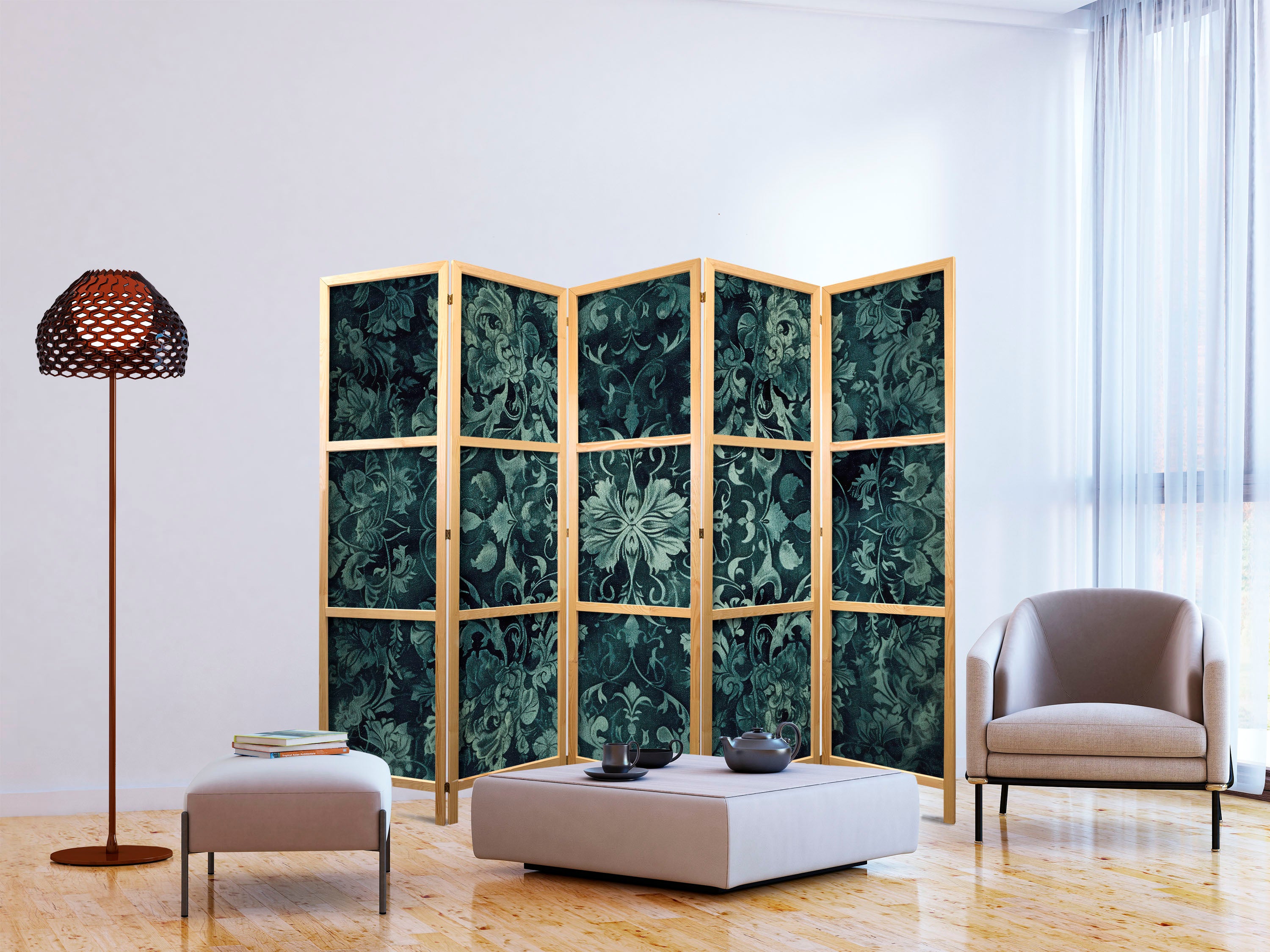 Japanese Room Divider with Oriental Pattern Carpet and Emerald Ornaments