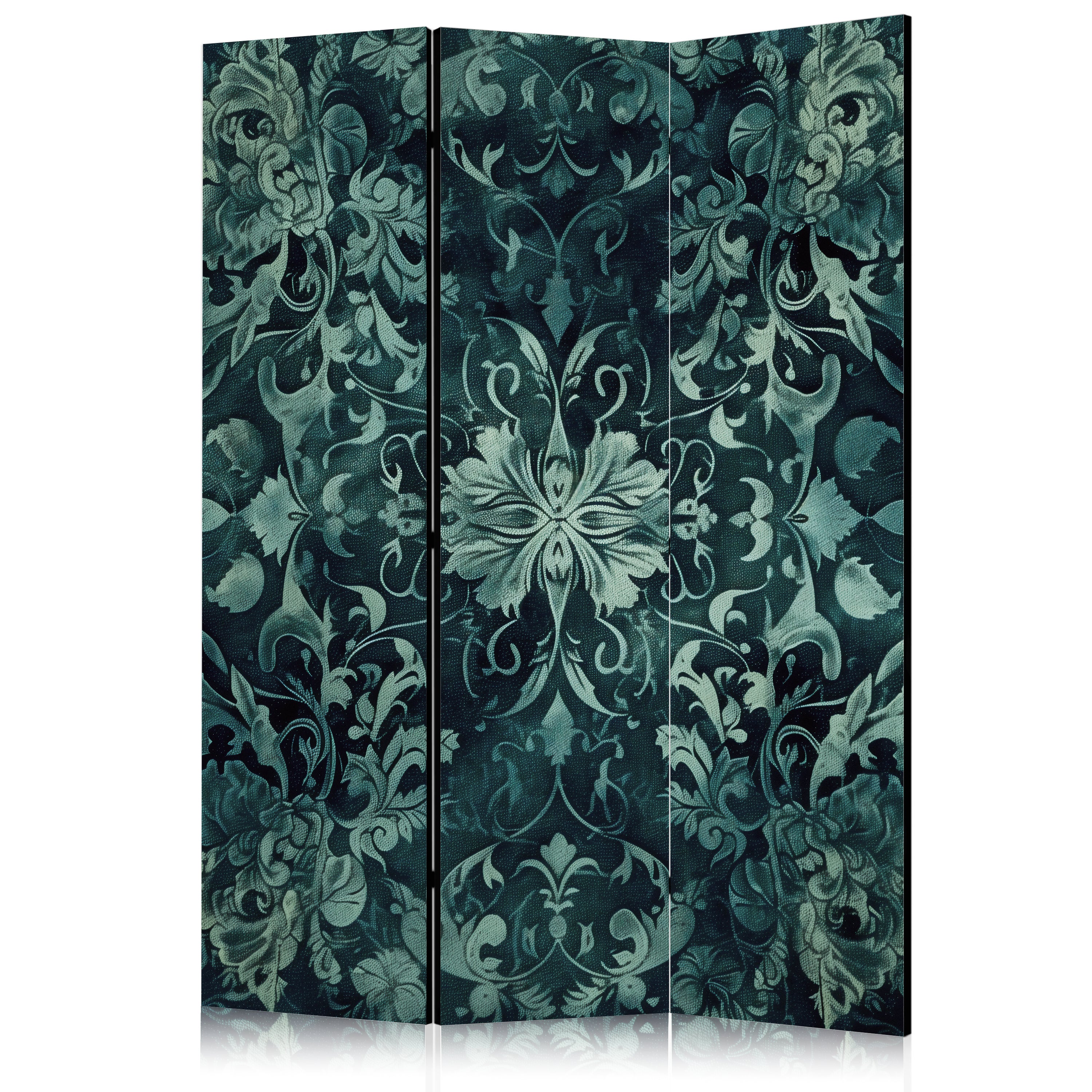 Room Divider with Oriental Carpet Pattern